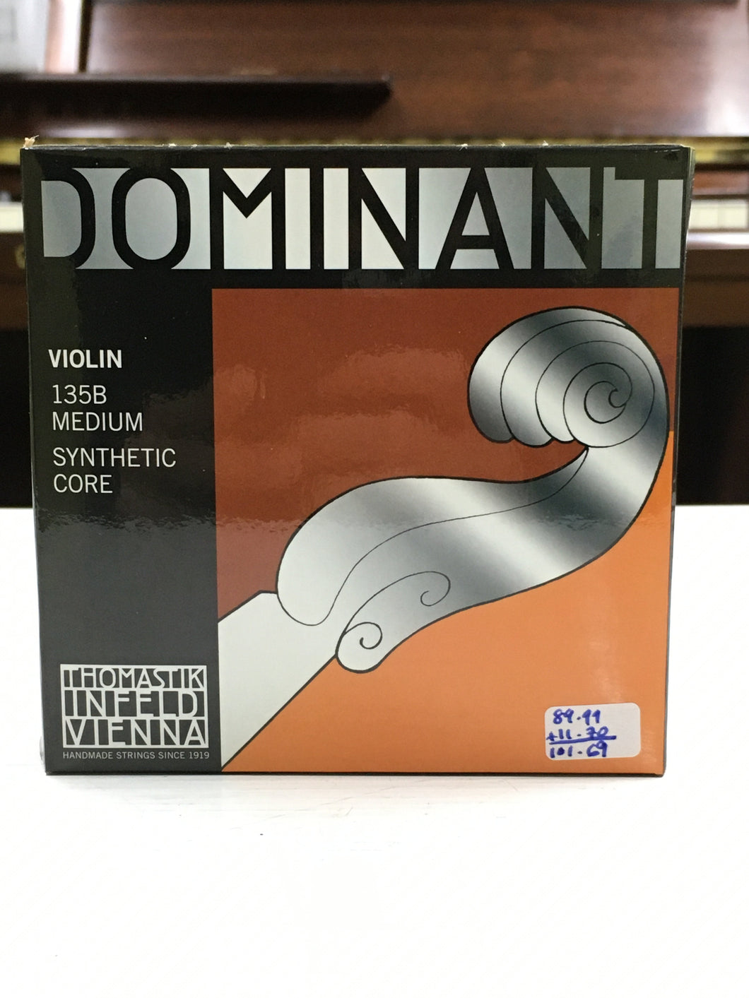 Violin String set - Dominant