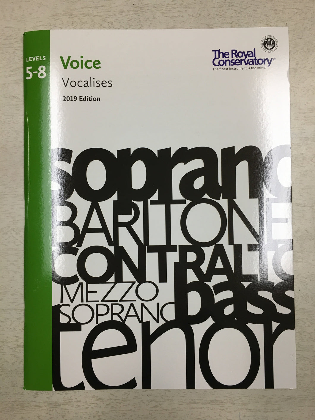 Resonance: A Comprehensive Voice Series Vocalises 2019, Grade 5-8 (2019 edition)